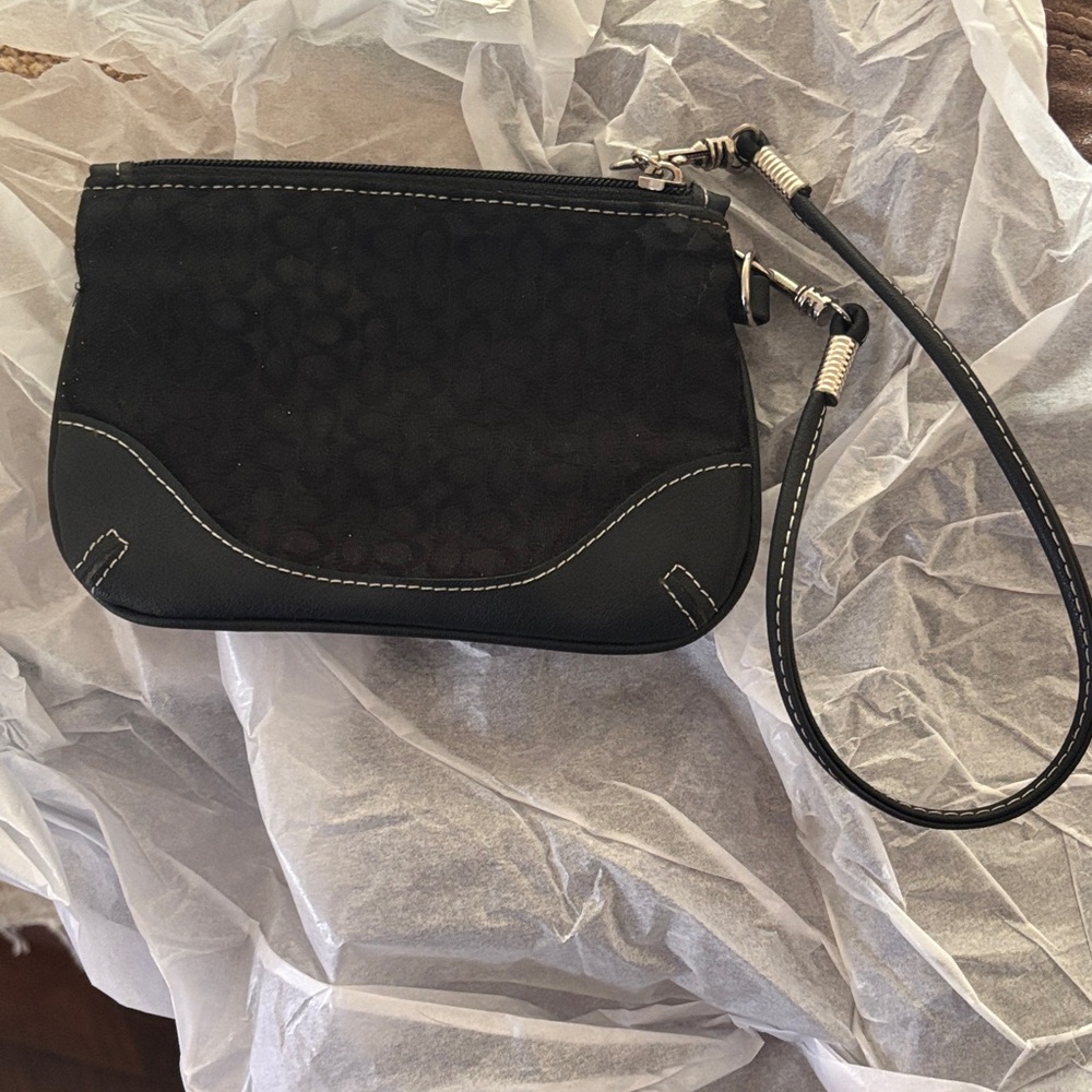 Coach Signature C pattern wristlet clutch with leather trim vintage Y2K
